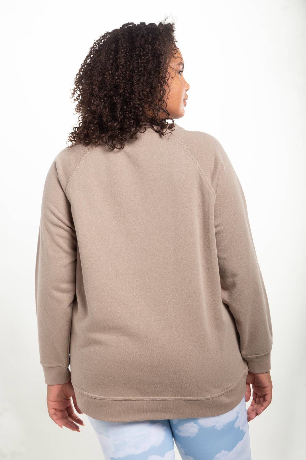 CURVY Crew Neck Pullover