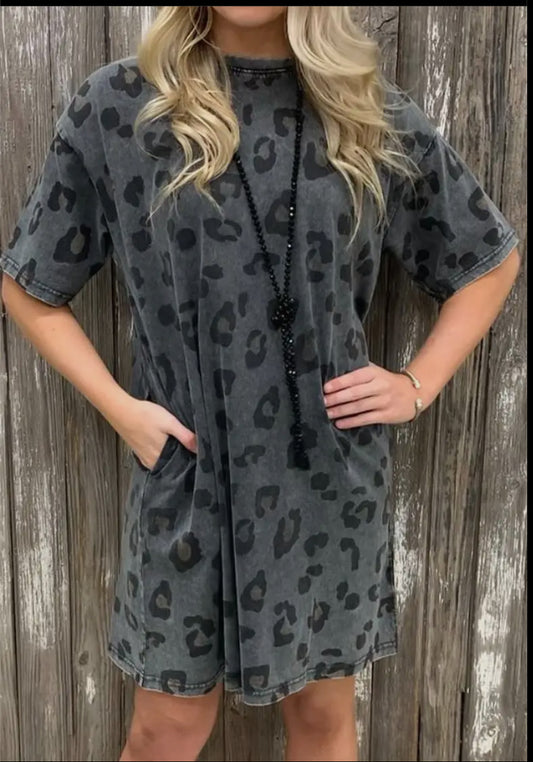 Leopard Short Sleeve Dress