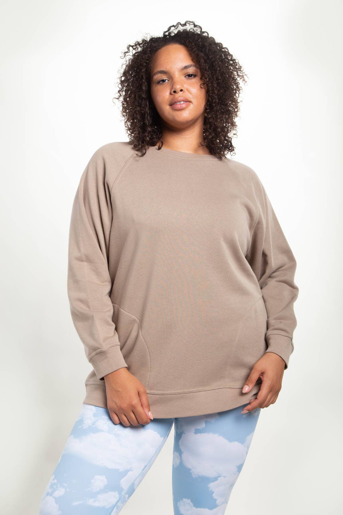 CURVY Crew Neck Pullover